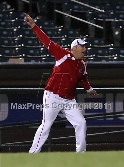 Thumbnail 1 in Rush-Henrietta vs. Fairport (Section 5 Class AAA Final) photogallery.