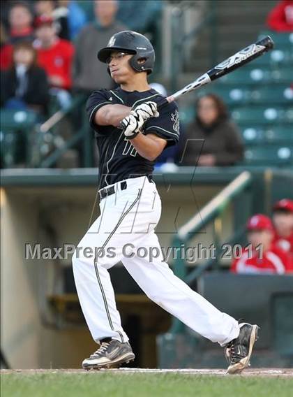 Thumbnail 2 in Rush-Henrietta vs. Fairport (Section 5 Class AAA Final) photogallery.