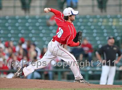 Thumbnail 3 in Rush-Henrietta vs. Fairport (Section 5 Class AAA Final) photogallery.