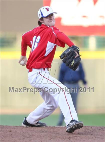 Thumbnail 2 in Rush-Henrietta vs. Fairport (Section 5 Class AAA Final) photogallery.