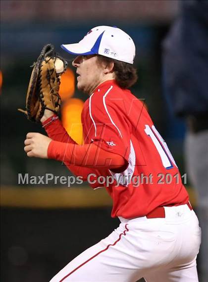 Thumbnail 3 in Rush-Henrietta vs. Fairport (Section 5 Class AAA Final) photogallery.