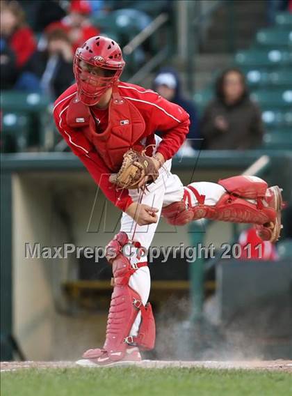 Thumbnail 3 in Rush-Henrietta vs. Fairport (Section 5 Class AAA Final) photogallery.