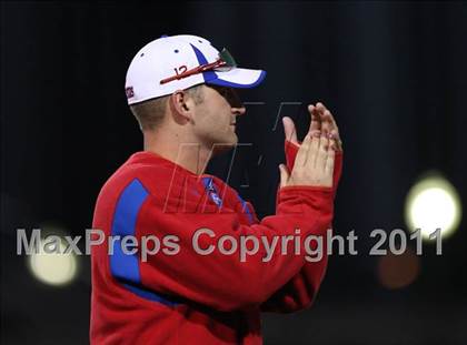 Thumbnail 2 in Rush-Henrietta vs. Fairport (Section 5 Class AAA Final) photogallery.