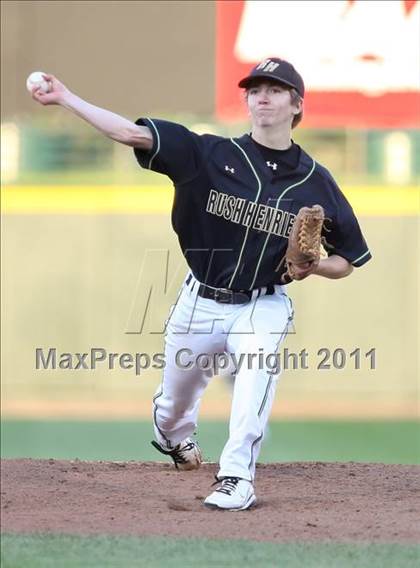 Thumbnail 2 in Rush-Henrietta vs. Fairport (Section 5 Class AAA Final) photogallery.