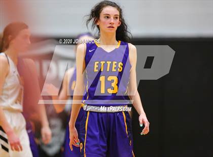 Thumbnail 2 in Panhandle vs. Vega (UIL 2A Area Playoff) photogallery.