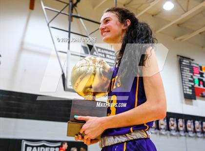 Thumbnail 2 in Panhandle vs. Vega (UIL 2A Area Playoff) photogallery.