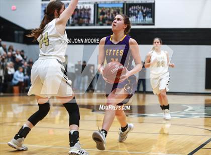 Thumbnail 2 in Panhandle vs. Vega (UIL 2A Area Playoff) photogallery.
