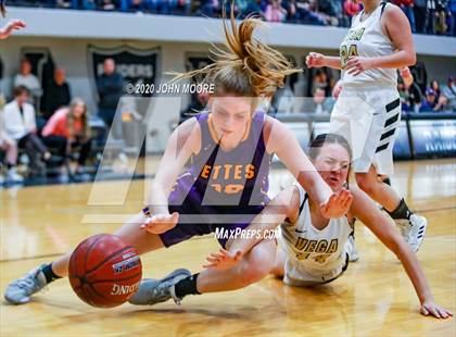 Thumbnail 3 in Panhandle vs. Vega (UIL 2A Area Playoff) photogallery.