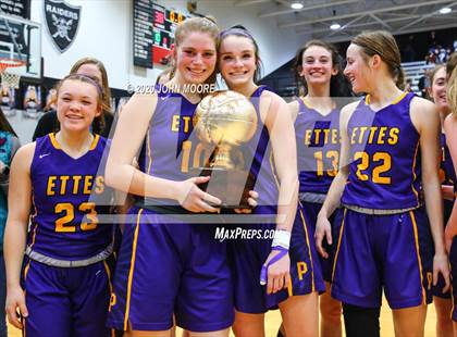 Thumbnail 2 in Panhandle vs. Vega (UIL 2A Area Playoff) photogallery.