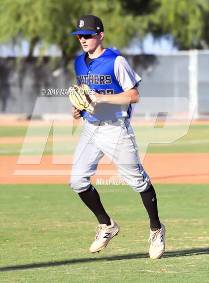 Thumbnail 1 in Paradise Honors vs. Snowflake  (AIA 3A Round 1 Playoff) photogallery.