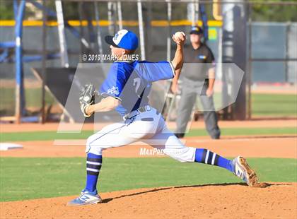 Thumbnail 3 in Paradise Honors vs. Snowflake  (AIA 3A Round 1 Playoff) photogallery.