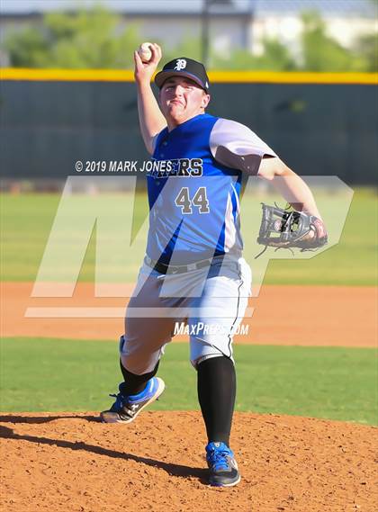 Thumbnail 1 in Paradise Honors vs. Snowflake  (AIA 3A Round 1 Playoff) photogallery.