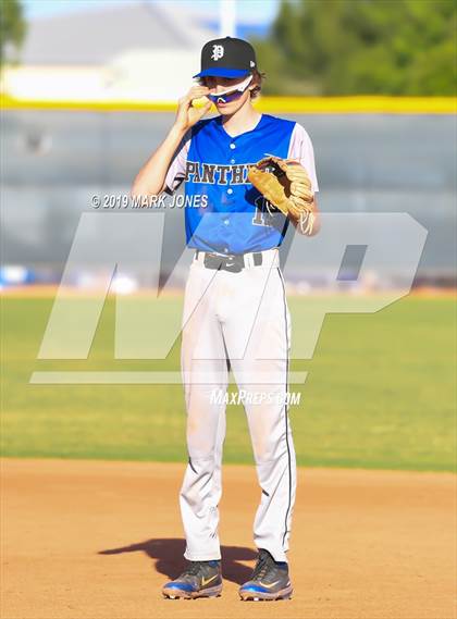 Thumbnail 3 in Paradise Honors vs. Snowflake  (AIA 3A Round 1 Playoff) photogallery.
