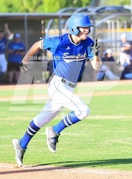 Thumbnail 2 in Paradise Honors vs. Snowflake  (AIA 3A Round 1 Playoff) photogallery.