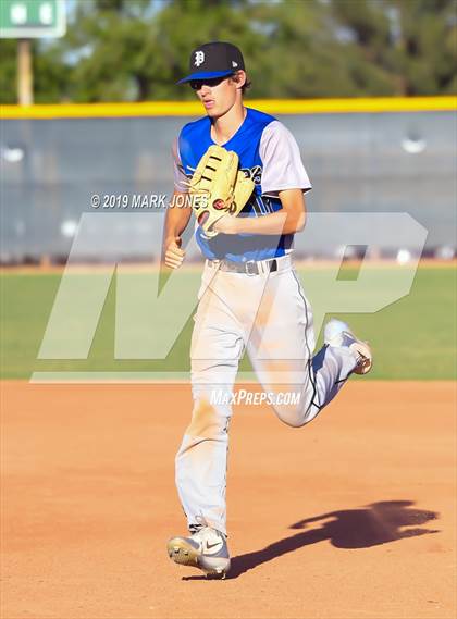 Thumbnail 3 in Paradise Honors vs. Snowflake  (AIA 3A Round 1 Playoff) photogallery.