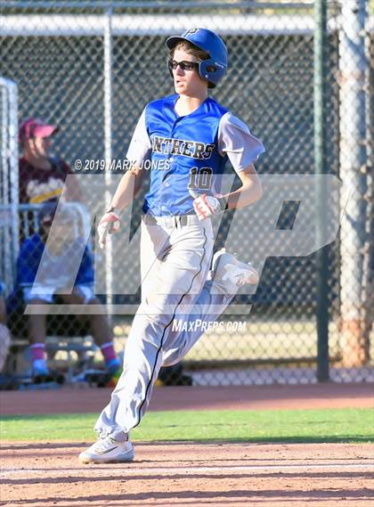 Thumbnail 3 in Paradise Honors vs. Snowflake  (AIA 3A Round 1 Playoff) photogallery.