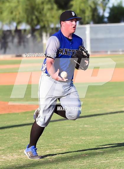 Thumbnail 1 in Paradise Honors vs. Snowflake  (AIA 3A Round 1 Playoff) photogallery.