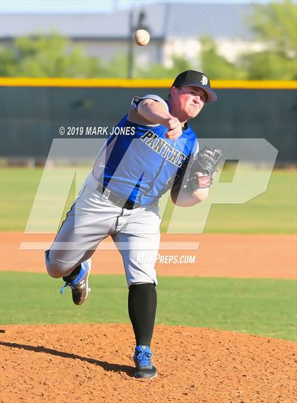 Thumbnail 3 in Paradise Honors vs. Snowflake  (AIA 3A Round 1 Playoff) photogallery.