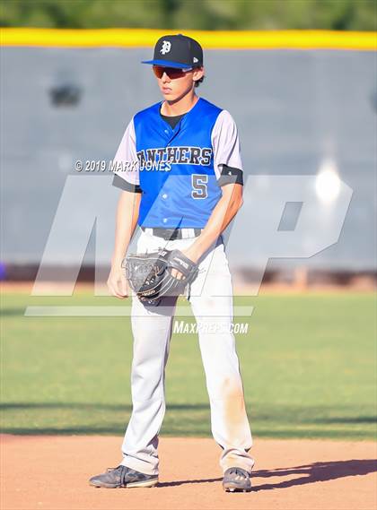 Thumbnail 3 in Paradise Honors vs. Snowflake  (AIA 3A Round 1 Playoff) photogallery.