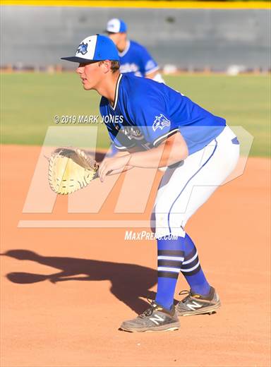 null - Photo 01