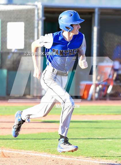 Thumbnail 3 in Paradise Honors vs. Snowflake  (AIA 3A Round 1 Playoff) photogallery.