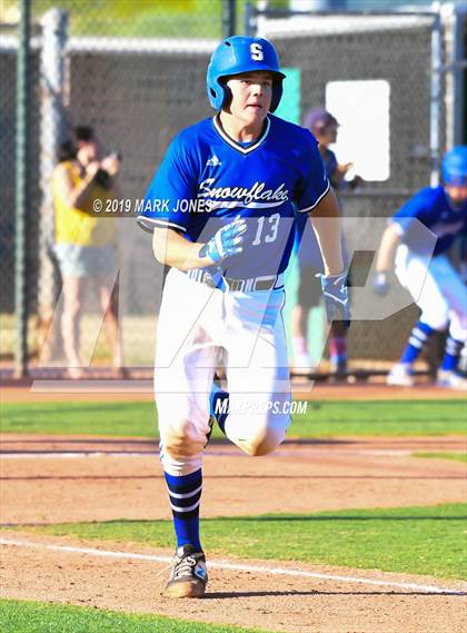 Thumbnail 2 in Paradise Honors vs. Snowflake  (AIA 3A Round 1 Playoff) photogallery.