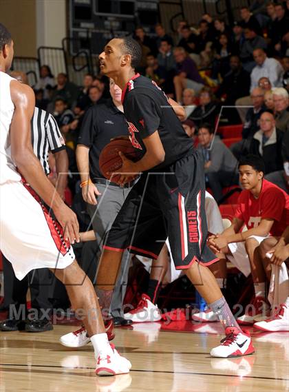 Thumbnail 3 in Westchester vs. Fort Bend Travis (MaxPreps Holiday Classic) photogallery.
