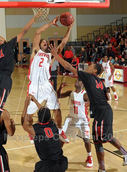 Thumbnail 1 in Westchester vs. Fort Bend Travis (MaxPreps Holiday Classic) photogallery.
