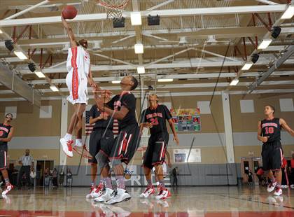 Thumbnail 3 in Westchester vs. Fort Bend Travis (MaxPreps Holiday Classic) photogallery.