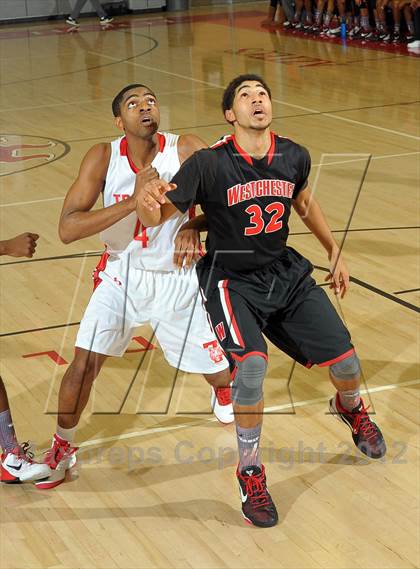 Thumbnail 3 in Westchester vs. Fort Bend Travis (MaxPreps Holiday Classic) photogallery.