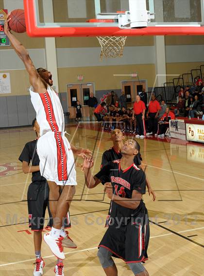 Thumbnail 3 in Westchester vs. Fort Bend Travis (MaxPreps Holiday Classic) photogallery.