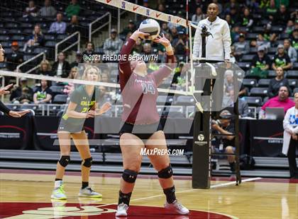 Thumbnail 2 in Blum vs. Fayetteville (UIL Volleyball 1A Finals) photogallery.