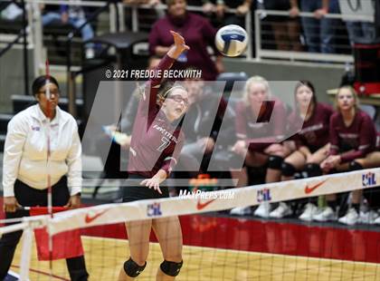 Thumbnail 3 in Blum vs. Fayetteville (UIL Volleyball 1A Finals) photogallery.