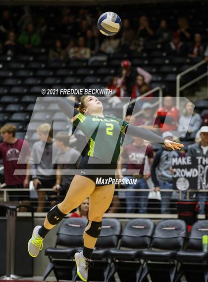 Thumbnail 3 in Blum vs. Fayetteville (UIL Volleyball 1A Finals) photogallery.