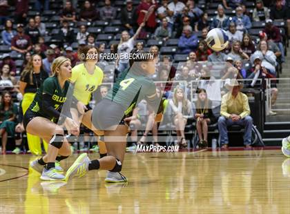 Thumbnail 2 in Blum vs. Fayetteville (UIL Volleyball 1A Finals) photogallery.