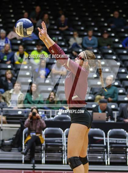 Thumbnail 2 in Blum vs. Fayetteville (UIL Volleyball 1A Finals) photogallery.