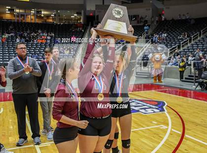 Thumbnail 2 in Blum vs. Fayetteville (UIL Volleyball 1A Finals) photogallery.
