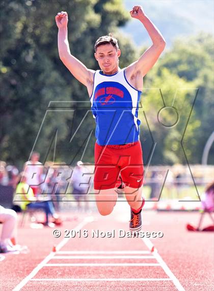 Thumbnail 1 in CIF CCS Masters Track and Field Championships photogallery.