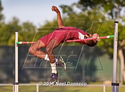Thumbnail 3 in CIF CCS Masters Track and Field Championships photogallery.