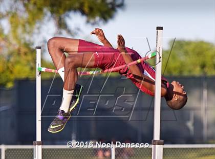 Thumbnail 1 in CIF CCS Masters Track and Field Championships photogallery.