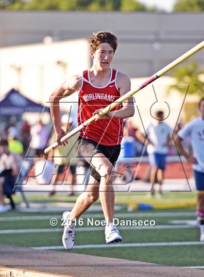 Thumbnail 2 in CIF CCS Masters Track and Field Championships photogallery.