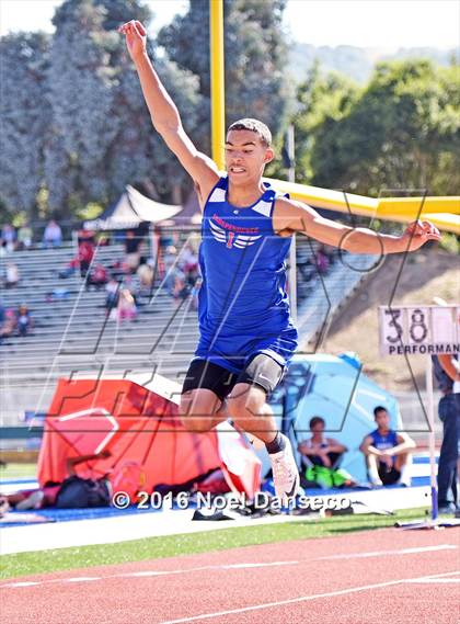 Thumbnail 1 in CIF CCS Masters Track and Field Championships photogallery.