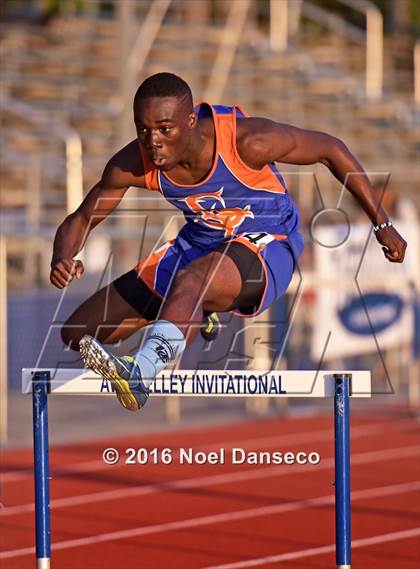 Thumbnail 2 in CIF CCS Masters Track and Field Championships photogallery.