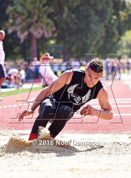 Thumbnail 1 in CIF CCS Masters Track and Field Championships photogallery.