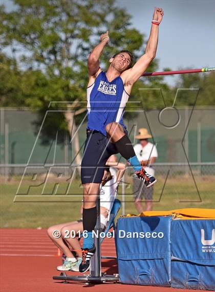 Thumbnail 2 in CIF CCS Masters Track and Field Championships photogallery.