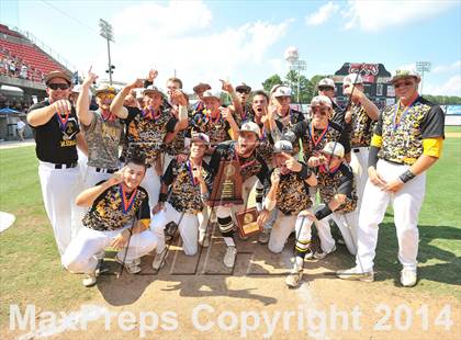 Thumbnail 1 in Topsail vs Piedmont (NCHSAA 3A Final) photogallery.