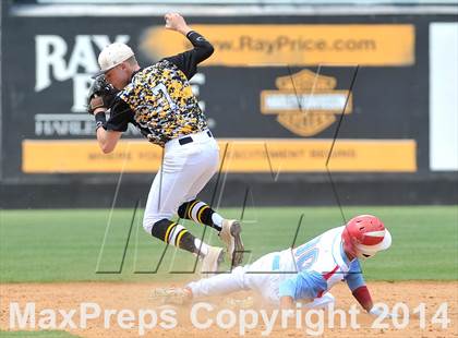 Thumbnail 2 in Topsail vs Piedmont (NCHSAA 3A Final) photogallery.