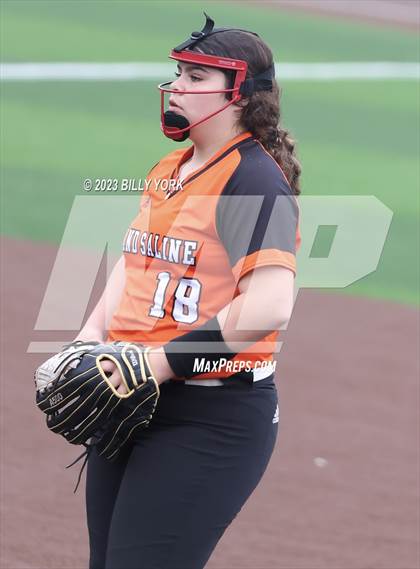 Thumbnail 2 in Grand Saline vs Van photogallery.