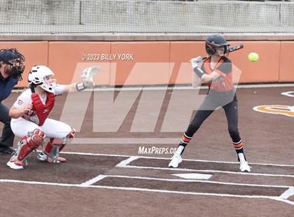 Thumbnail 3 in Grand Saline vs Van photogallery.