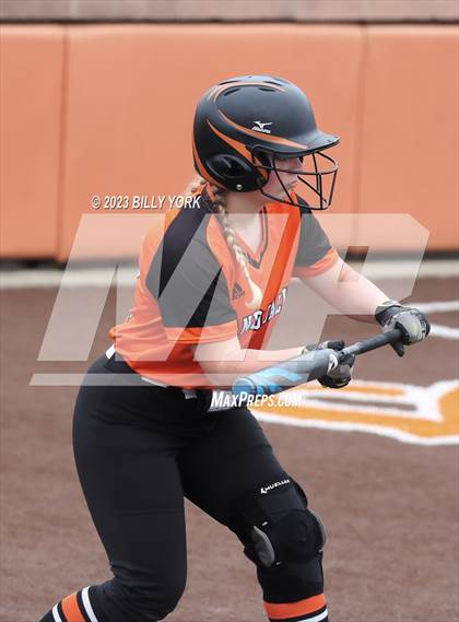 Thumbnail 3 in Grand Saline vs Van photogallery.